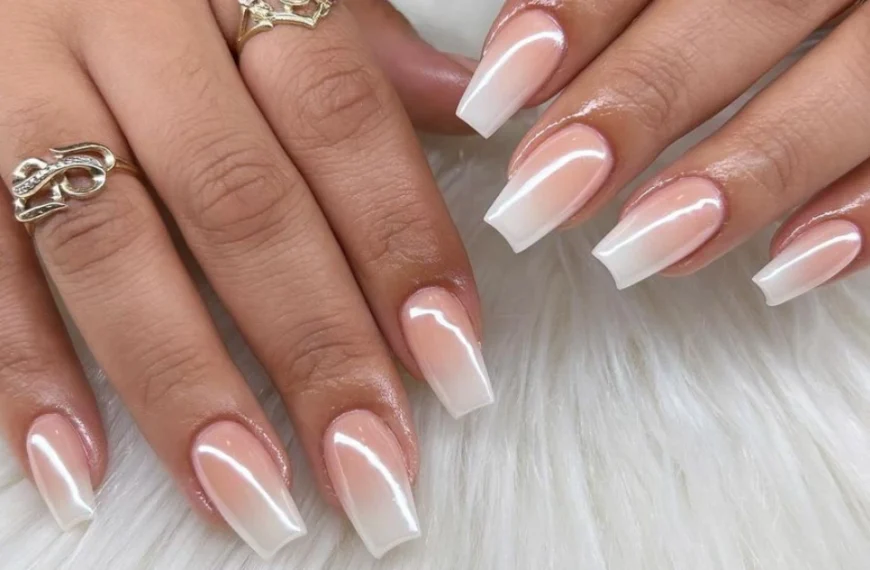 15 Best Top Coat for Nails: Our Choices for 2025