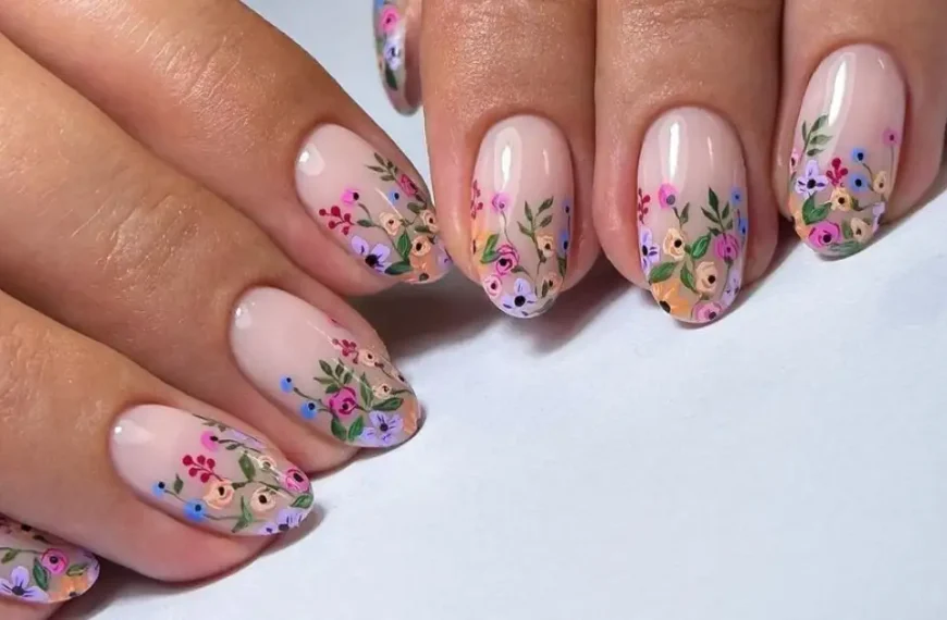 20+ Stunning Spring Floral Nails You Will Love to Wear Right Now