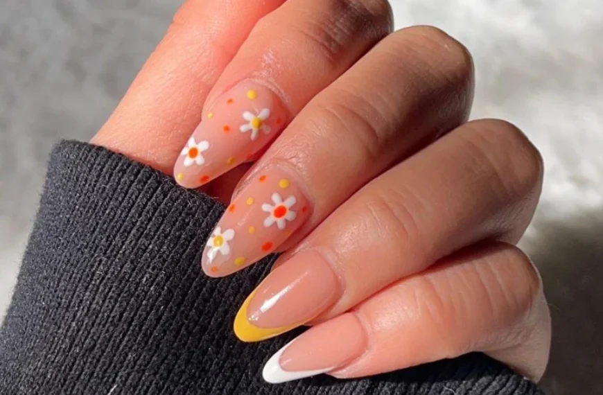 20 Spring French Nails for Effortless Elegance in 2025