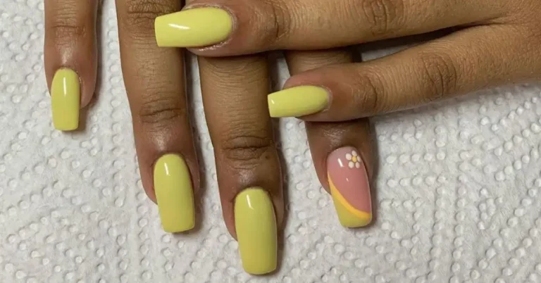 20+ Cute Yellow Summer Nails You Need to Try Right Now 190 summer yellow nails