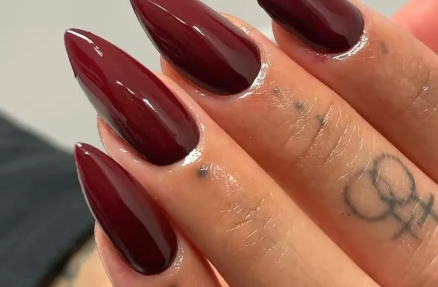 Nailsslay - Acrylic Nails, Latest Nail Trends & Almond Nails 33 20+ Stunning Mob Wife Nails You Will Love to Wear Right Now