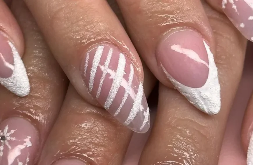 Nailsslay - Acrylic Nails, Latest Nail Trends & Almond Nails 29 winter almond nails