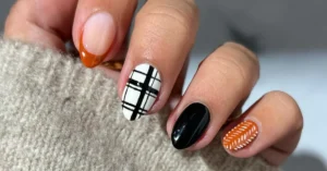 fall plaid nails
