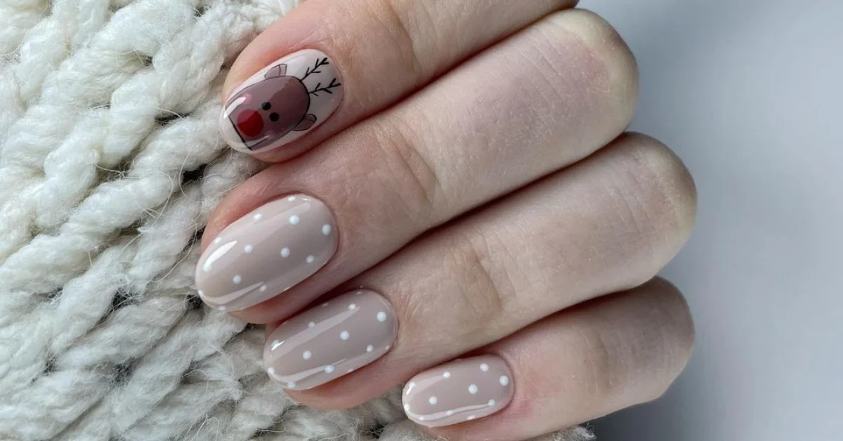 40+ Trendy Winter Nails You Can't Get Around This Year 1 nude winter nails