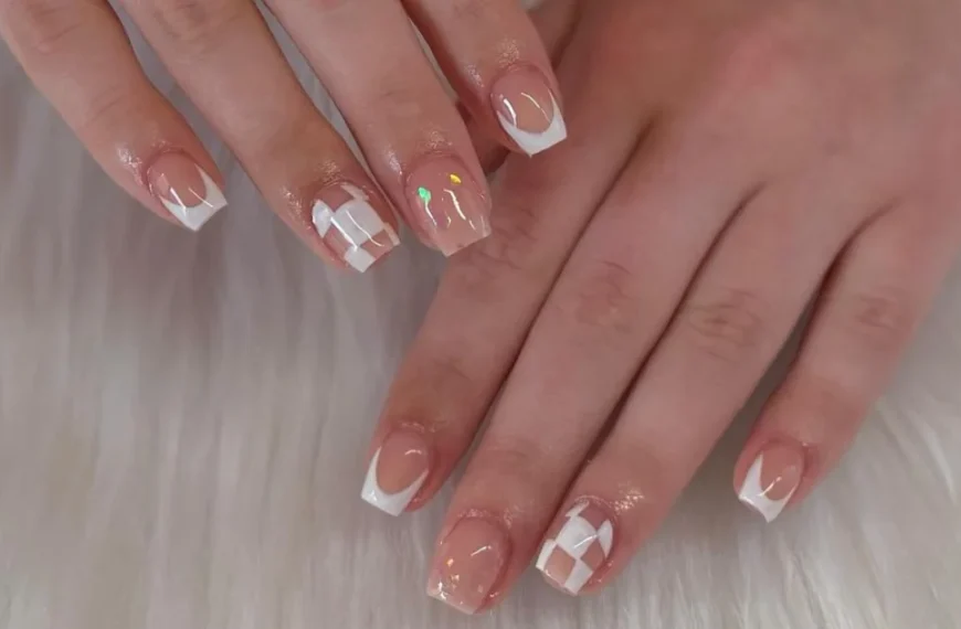 short winter acrylic nails