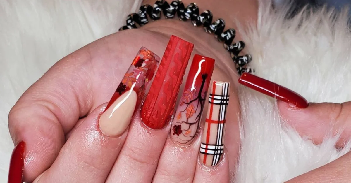 red fall nails