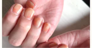 summer peach nails