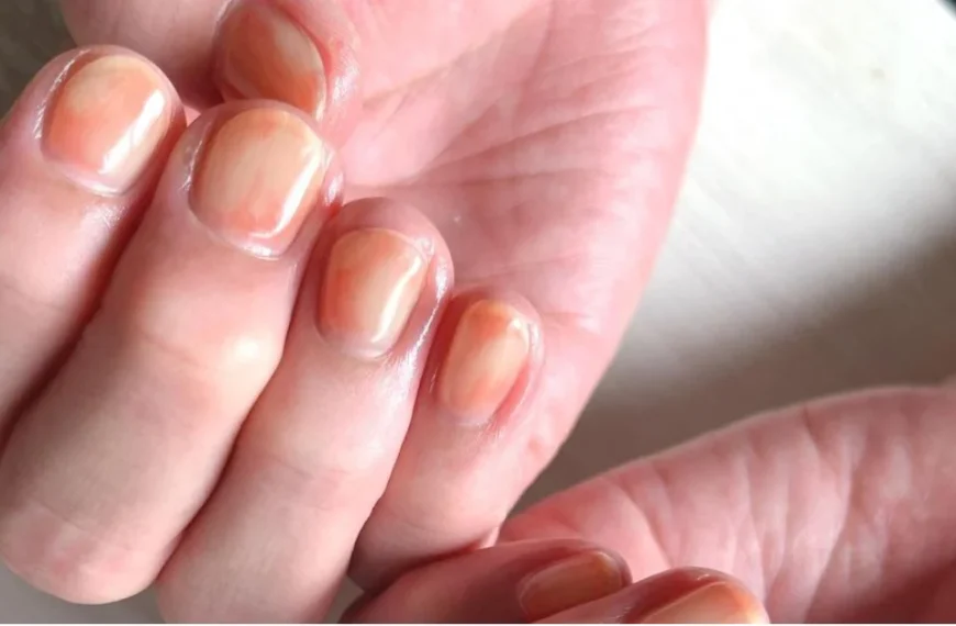 summer peach nails