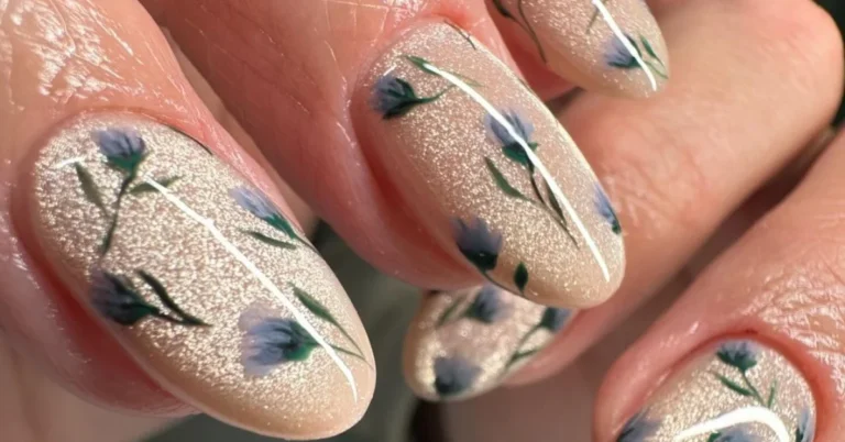 40+ Trendy Cat Eye Nails You Can't Get Around This Year 107 cat eye nails