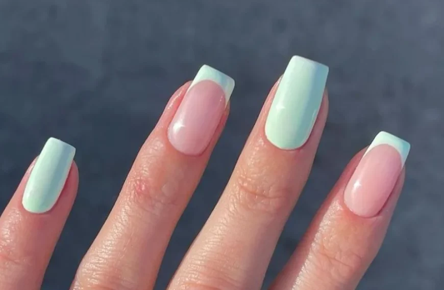 summer mint green nails